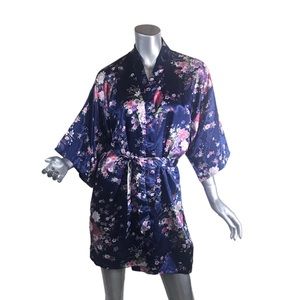 Women’s Medium Beautiful Blue Floral Satin Robe With Belt